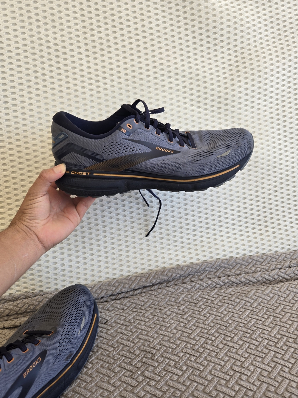 Brooks Ghost 15 Men's Running Shoes Size 12 Wide